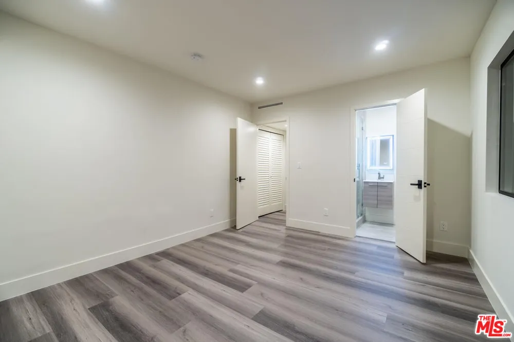 1262 Sweetzer Avenue West Hollywood, CA 90069