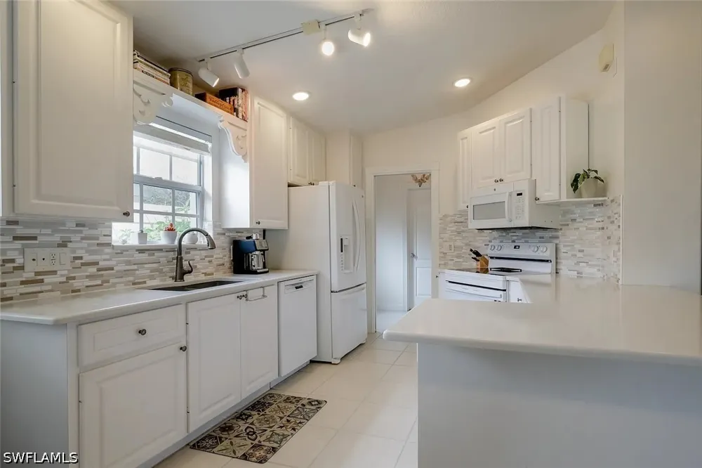 Ossabaw Way Naples, FL 34119