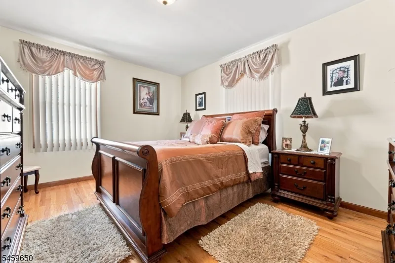 1022 Falls Ter Union, NJ 07083