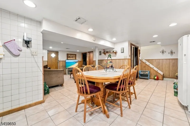 1022 Falls Ter Union, NJ 07083