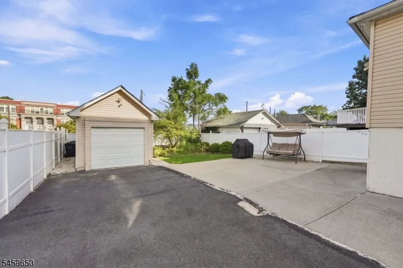 1022 Falls Ter Union, NJ 07083