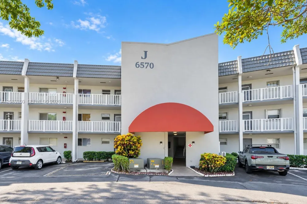 6570 Royal Palm Blvd #302J Margate, FL 33063