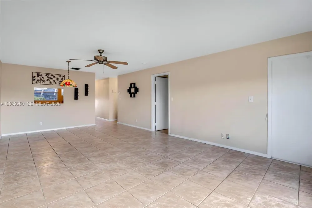 6570 Royal Palm Blvd #302J Margate, FL 33063