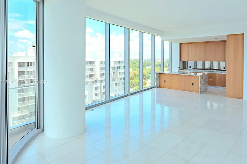 175 SE 25th Rd #1002 Miami, FL 33129