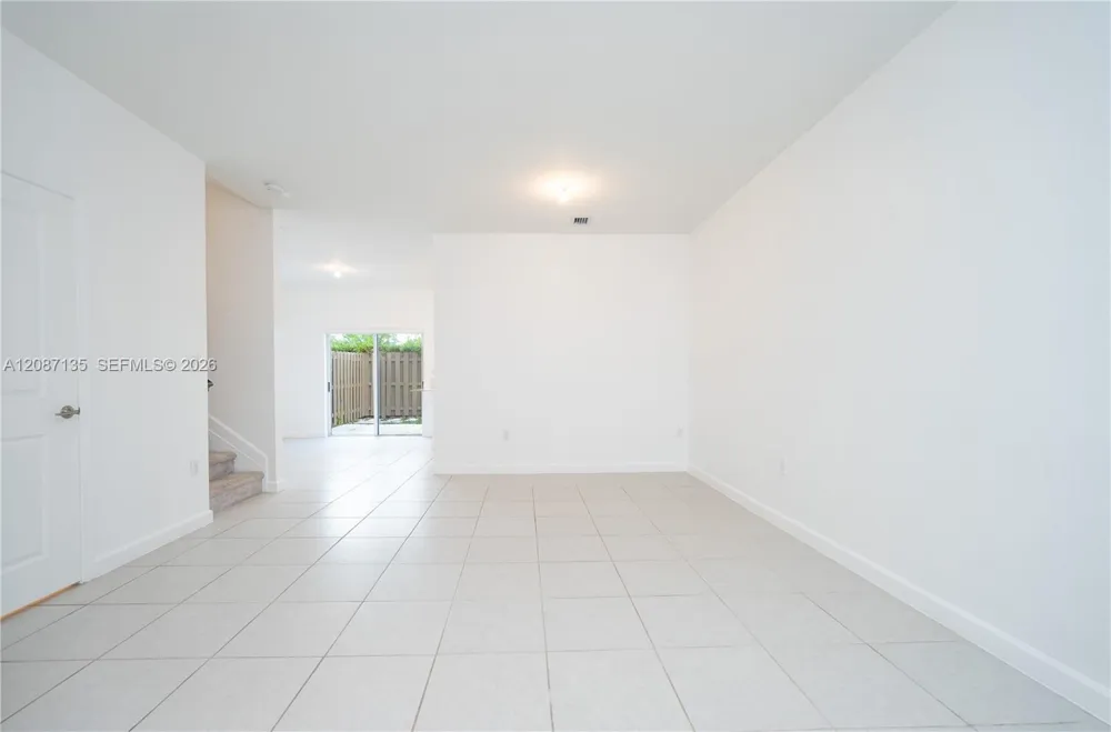 2667 SE 10th St #0 Homestead, FL 33035