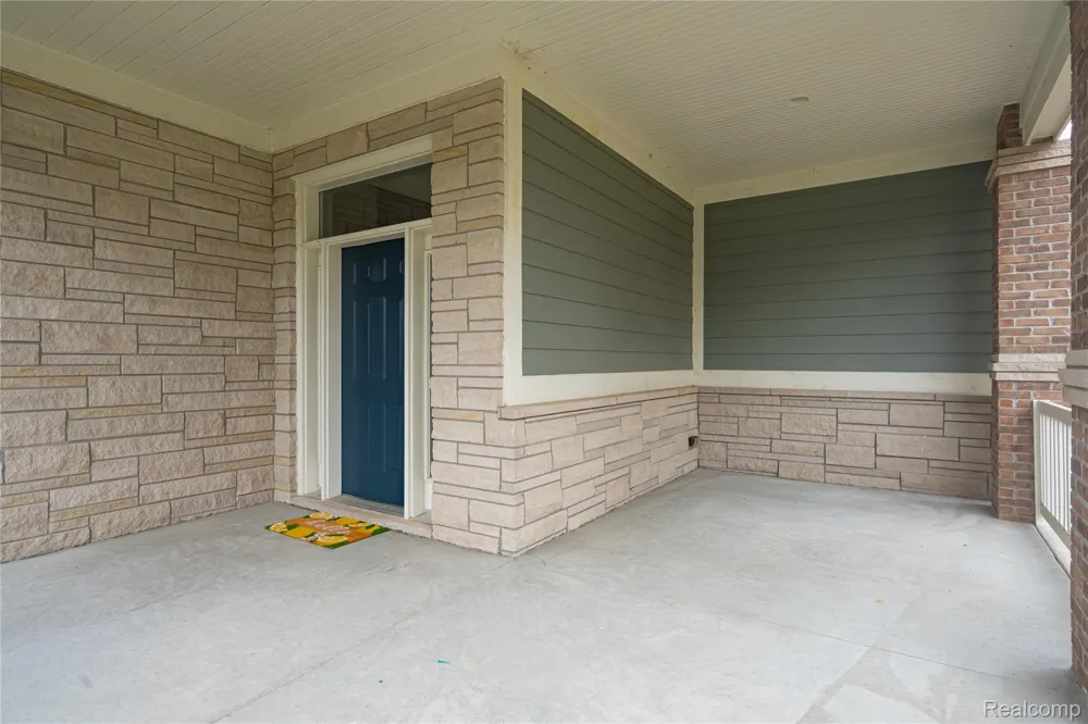 18755 Newton Street Macomb Township, MI 48042