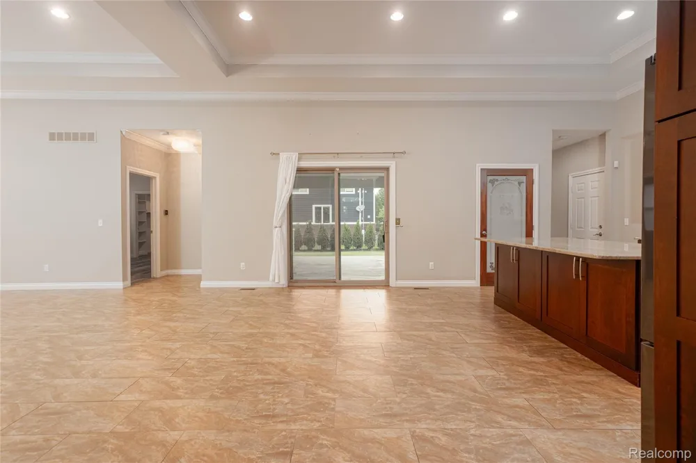 18755 Newton Street Macomb Township, MI 48042