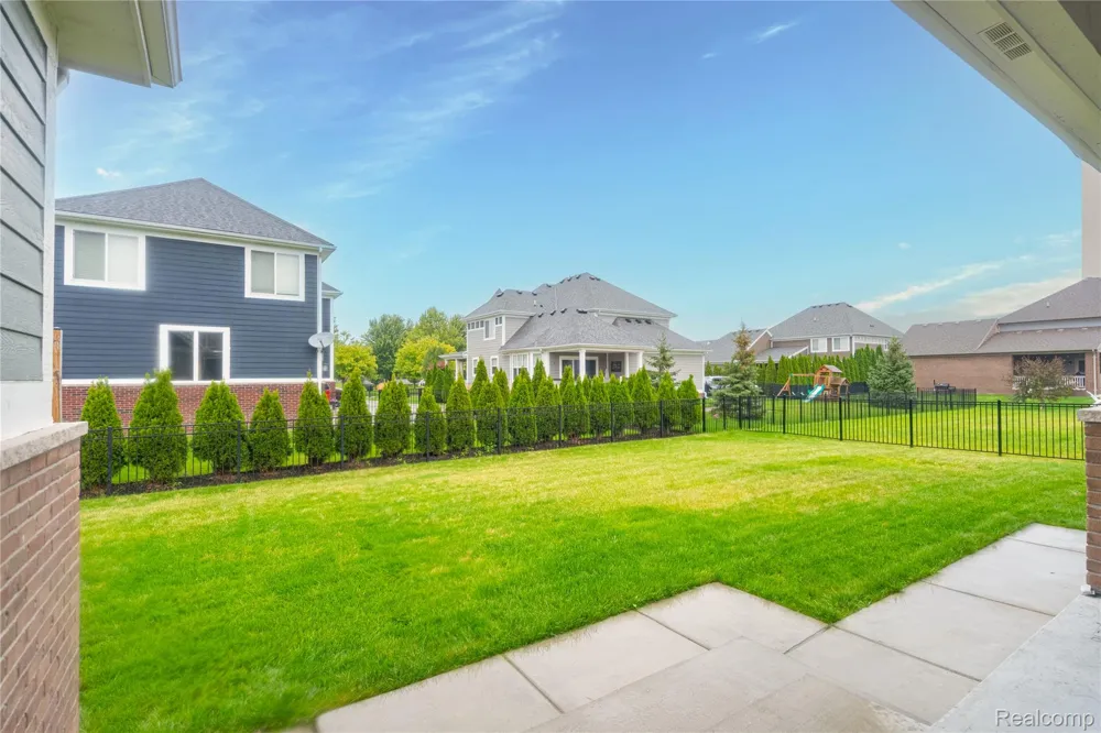 18755 Newton Street Macomb Township, MI 48042