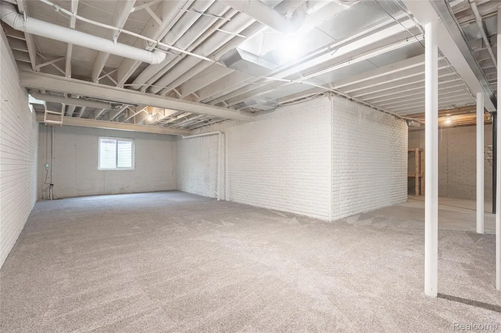 18755 Newton Street Macomb Township, MI 48042