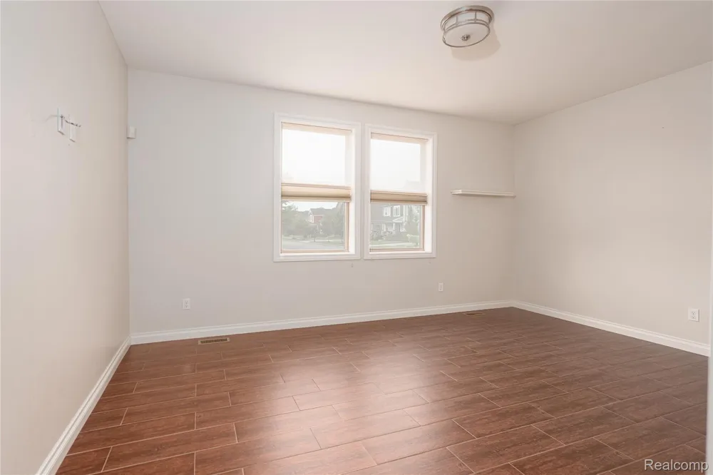 18755 Newton Street Macomb Township, MI 48042