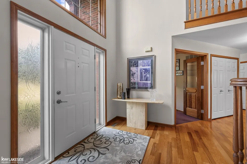 43748 Fallen Tree Drive Sterling Heights City, MI 48314