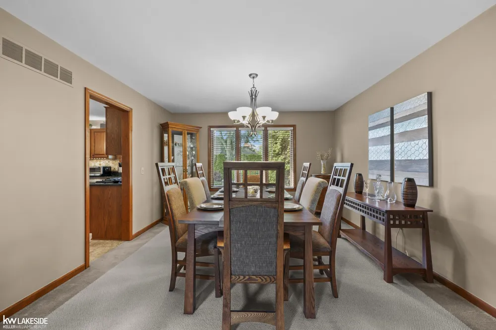 43748 Fallen Tree Drive Sterling Heights City, MI 48314