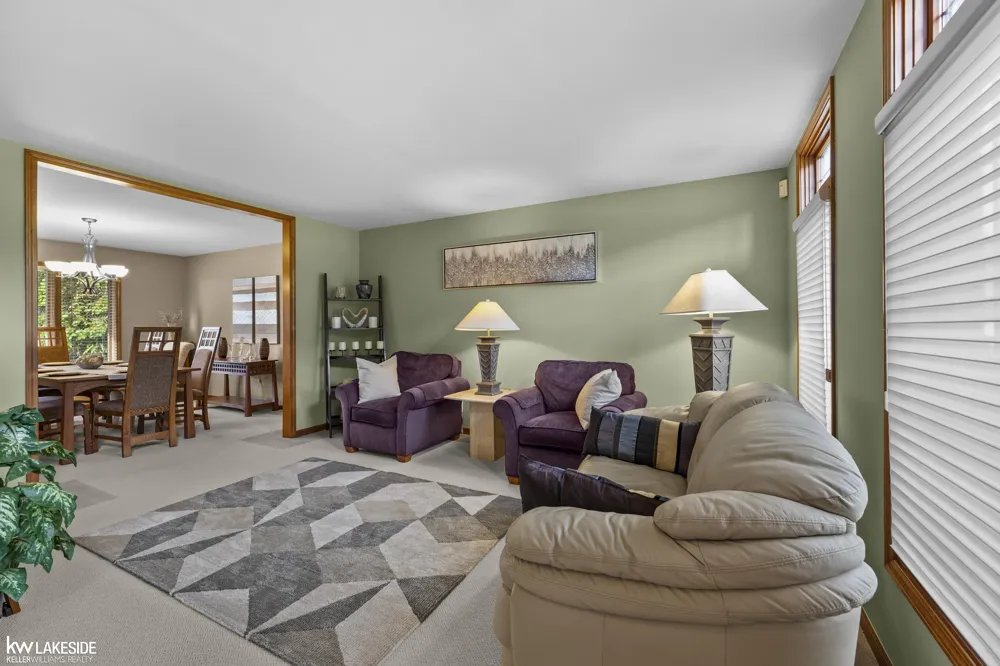 43748 Fallen Tree Drive Sterling Heights City, MI 48314