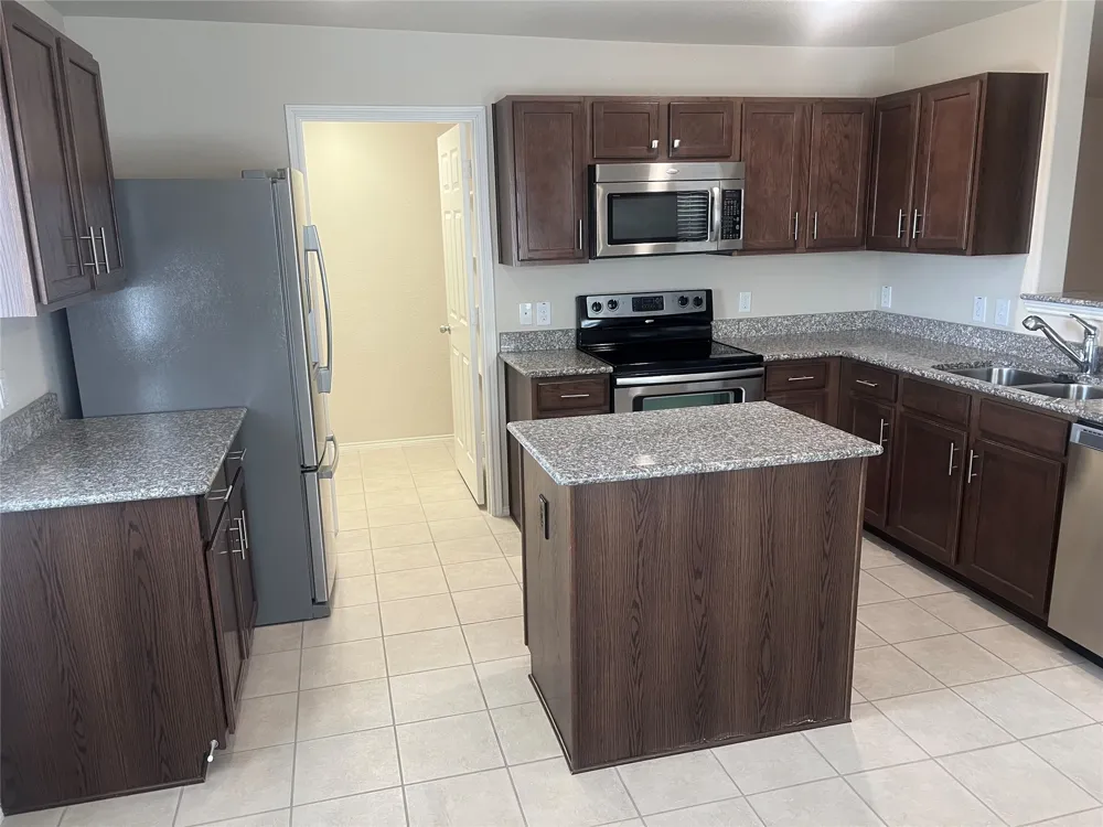 1417 Lone Pine Drive Little Elm, TX 75068