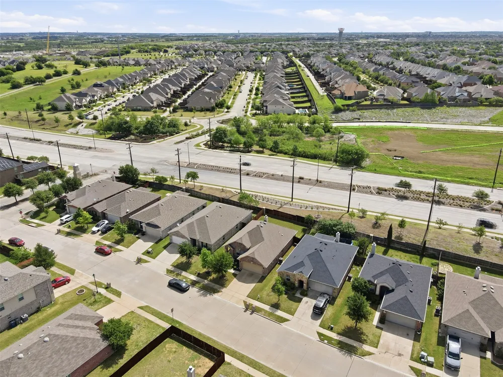 1417 Lone Pine Drive Little Elm, TX 75068