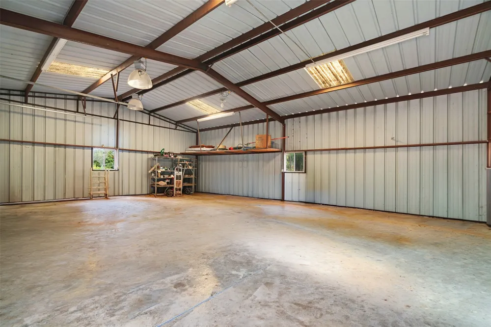 1965 County Road 44250 Powderly, TX 75473