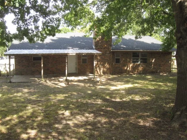 411 Ashland Drive Gainesville, TX 76240