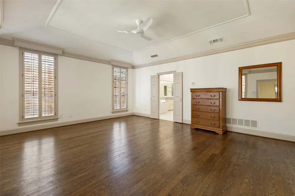 2 Grovenor Court Dallas, TX 75225