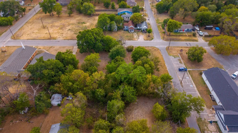 417 3rd Street Corsicana, TX 75110