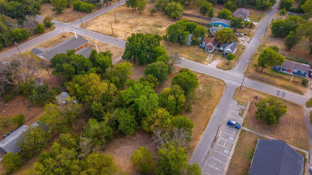 417 3rd Street Corsicana, TX 75110