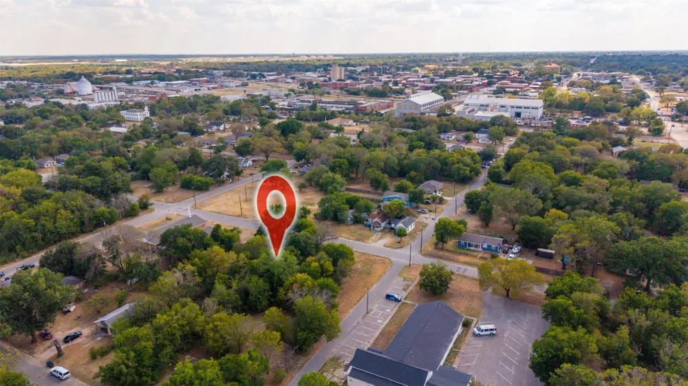 417 3rd Street Corsicana, TX 75110