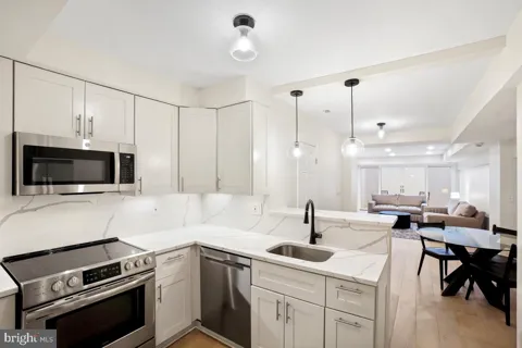 1715 15TH NW #15