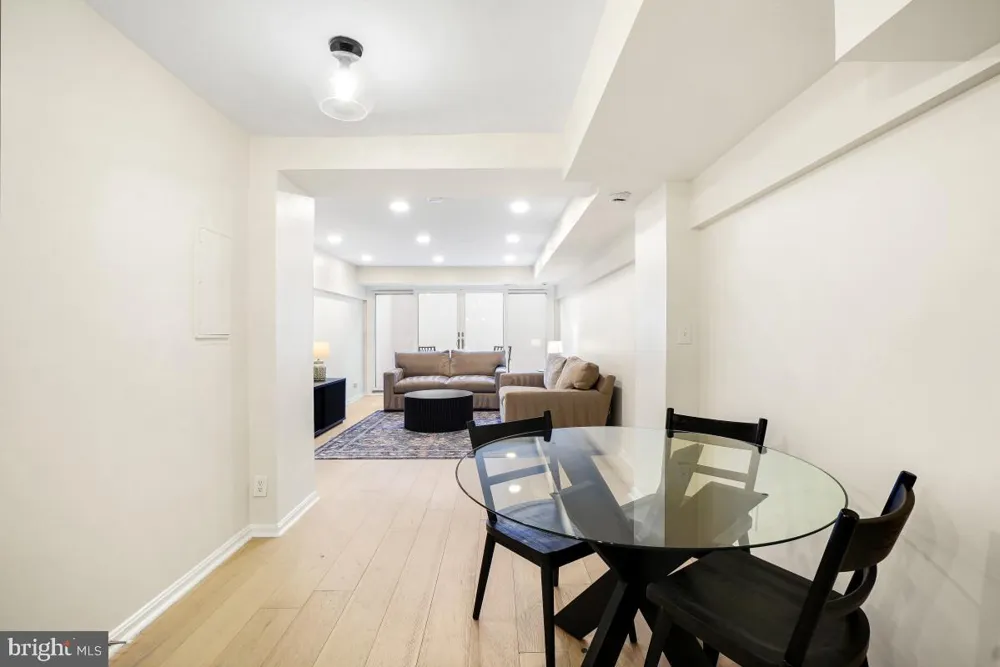 1715 15TH NW #15 Washington, DC 20009
