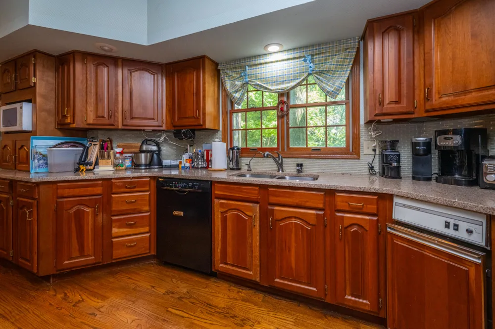 5375 Alpine Ridge Stevensville, MI 49127