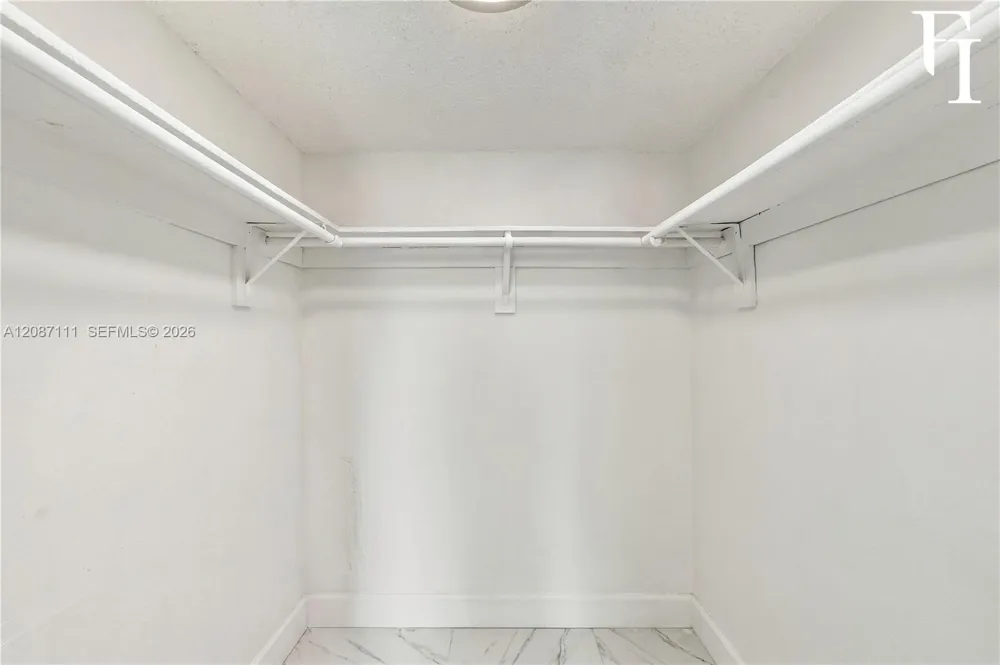 6965 Harding Ave #406 Miami Beach, FL 33141