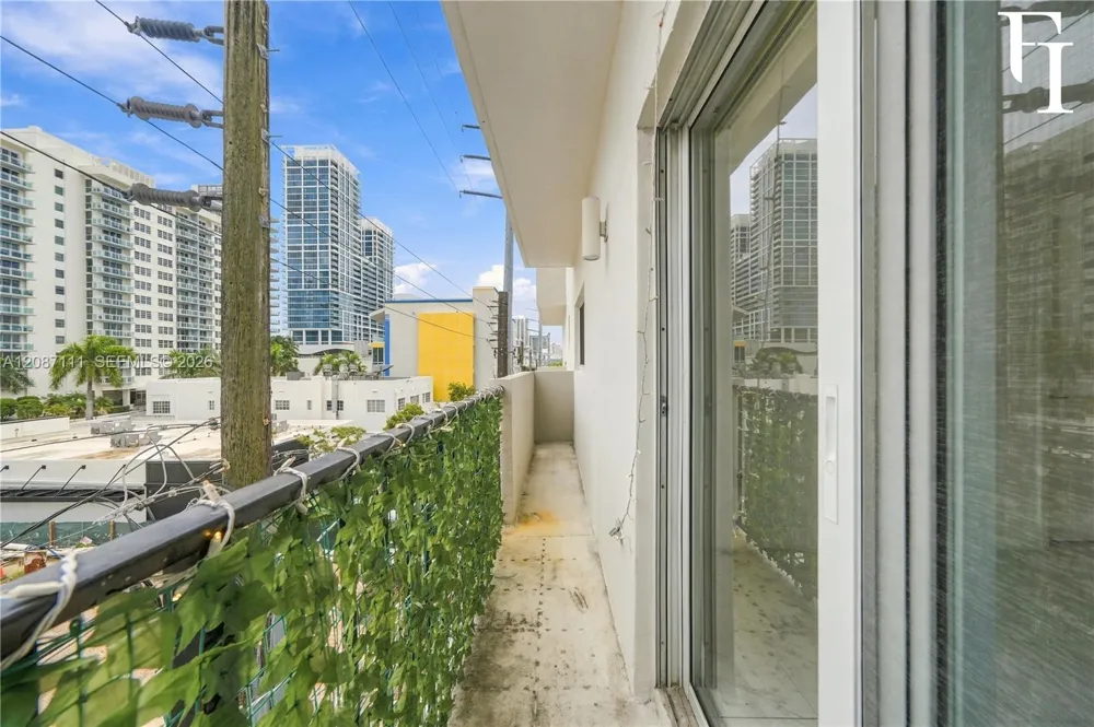 6965 Harding Ave #406 Miami Beach, FL 33141