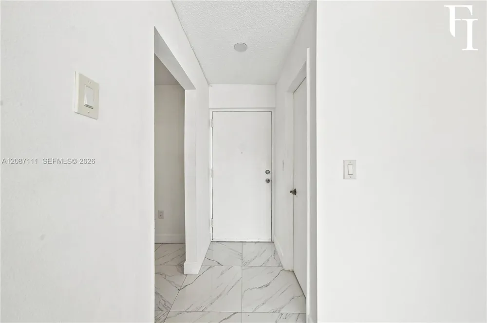 6965 Harding Ave #406 Miami Beach, FL 33141