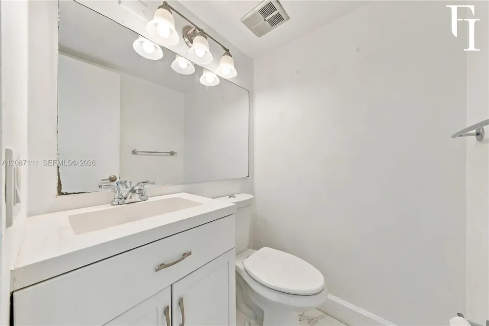 6965 Harding Ave #406 Miami Beach, FL 33141