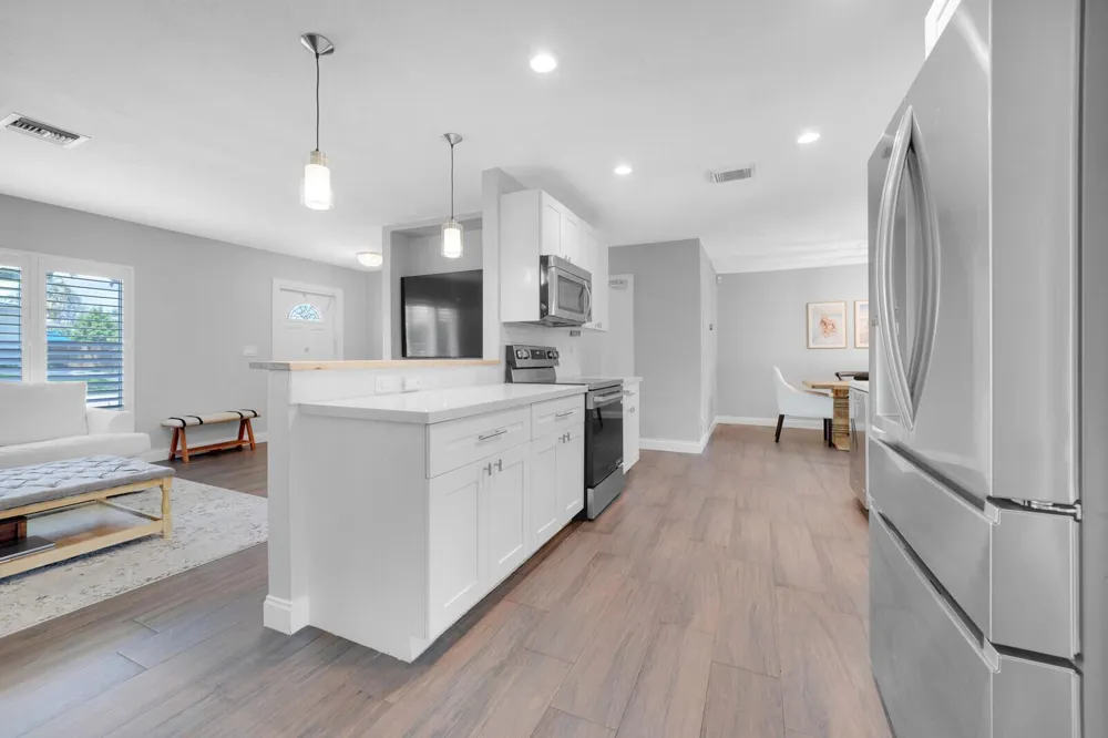 528 NW 15TH AVENUE Boca Raton, FL 33486