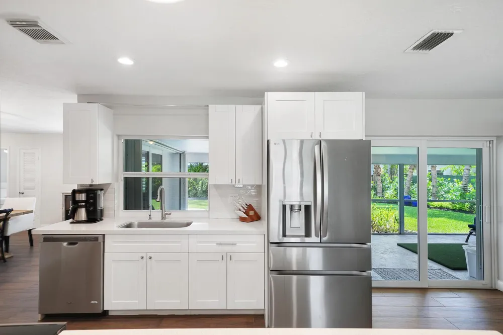 528 NW 15TH AVENUE Boca Raton, FL 33486