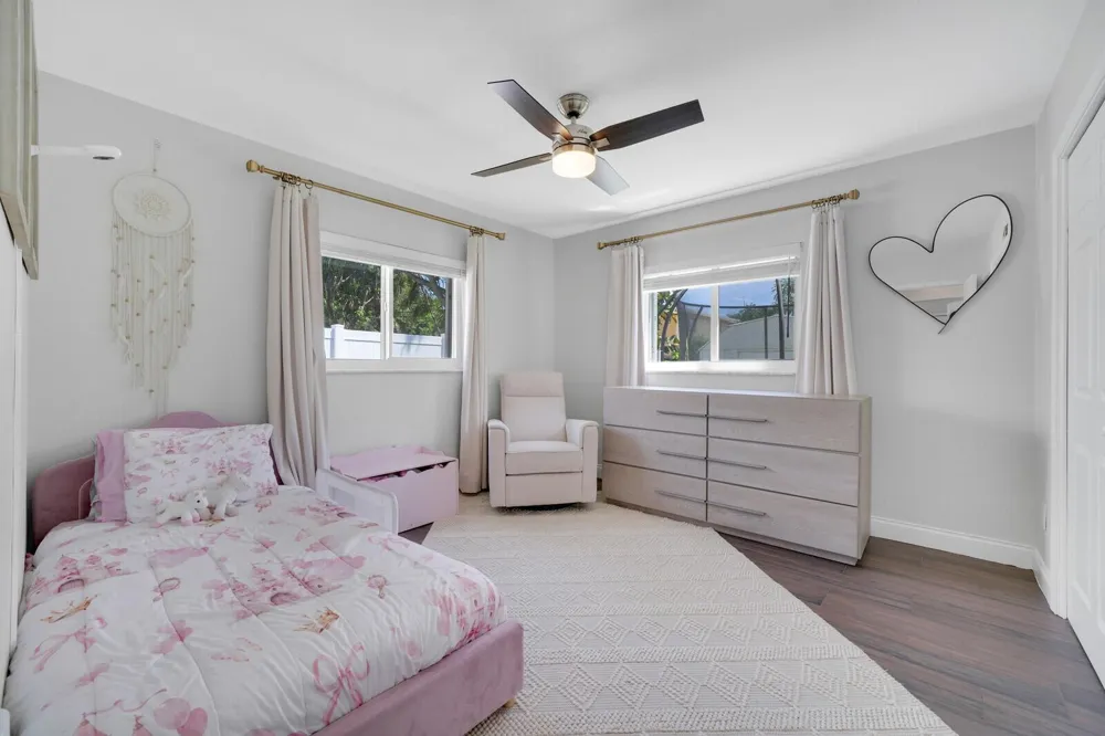 528 NW 15TH AVENUE Boca Raton, FL 33486