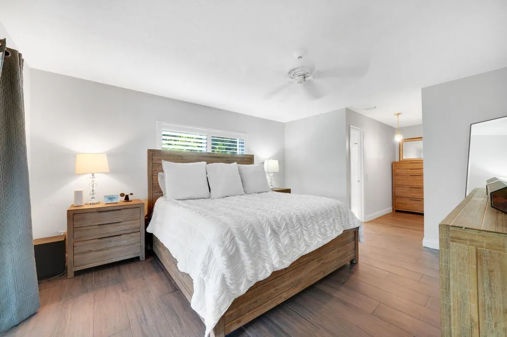 528 NW 15TH AVENUE Boca Raton, FL 33486