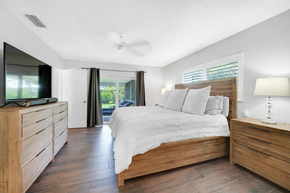 528 NW 15TH AVENUE Boca Raton, FL 33486