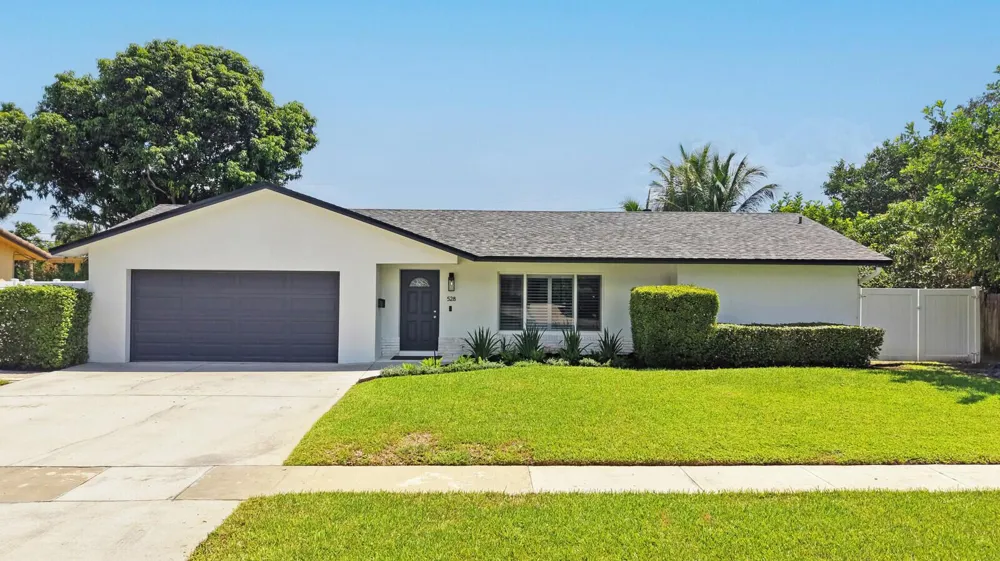 528 NW 15TH AVENUE Boca Raton, FL 33486