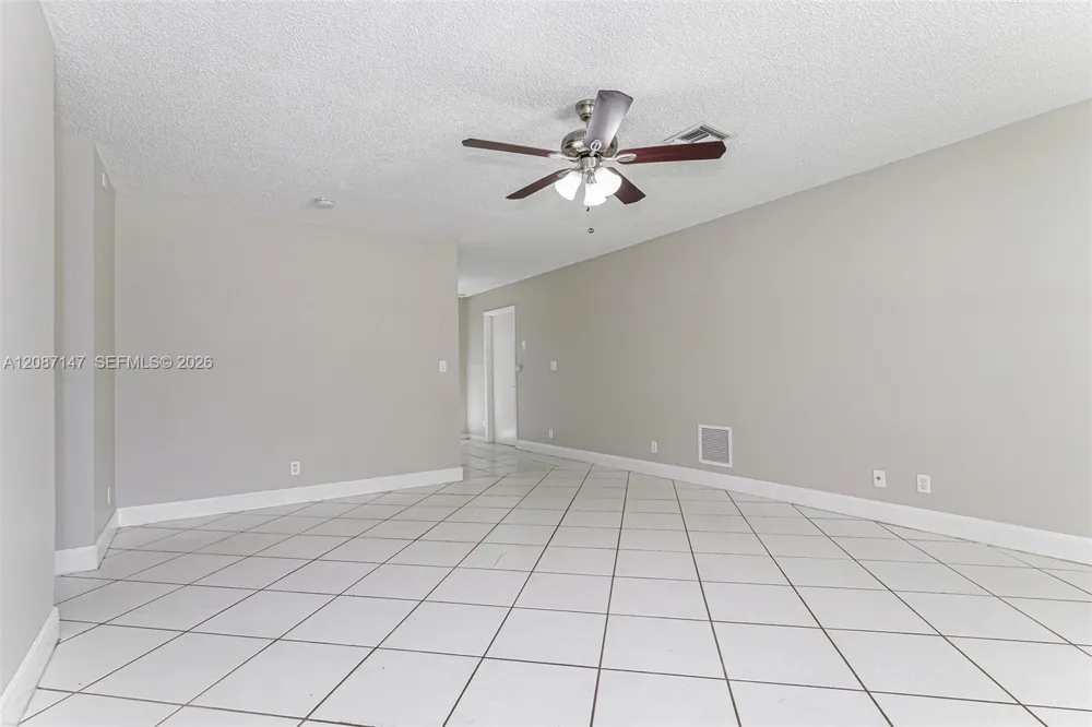 6129 Moonbeam Dr Lake Worth, FL 33463