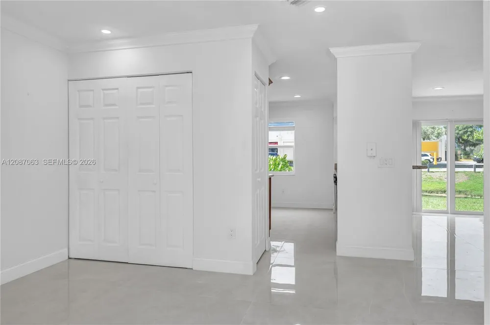 10667 NW 45th St #10667 Coral Springs, FL 33065