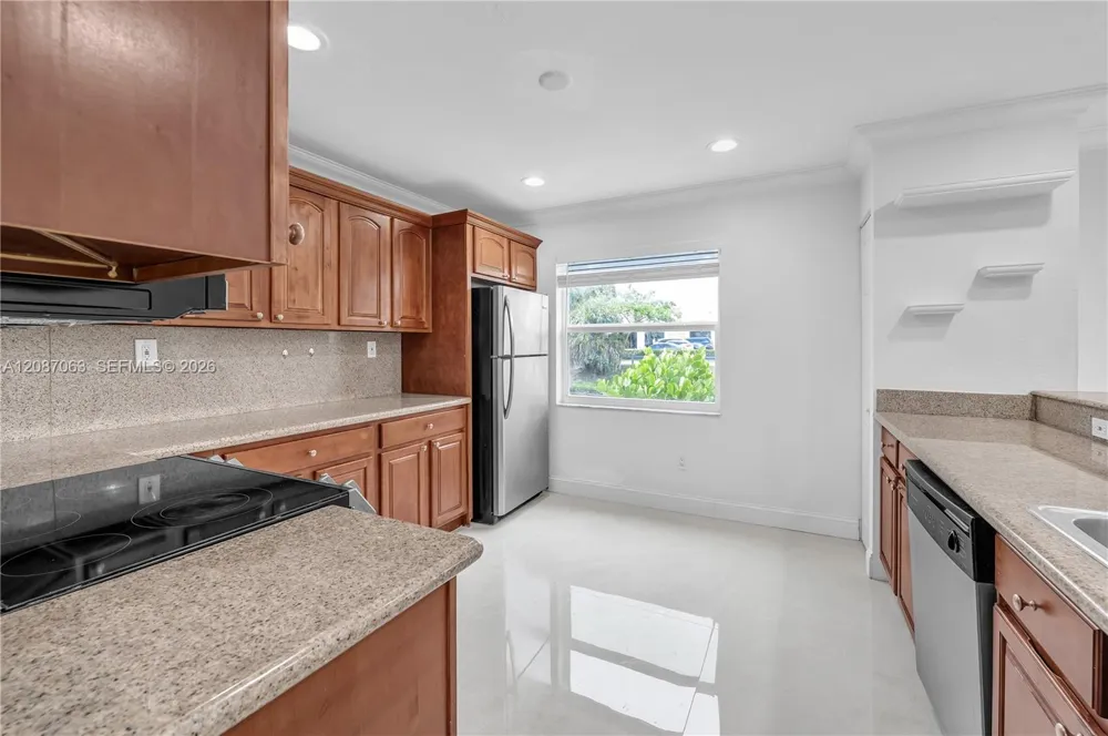 10667 NW 45th St #10667 Coral Springs, FL 33065