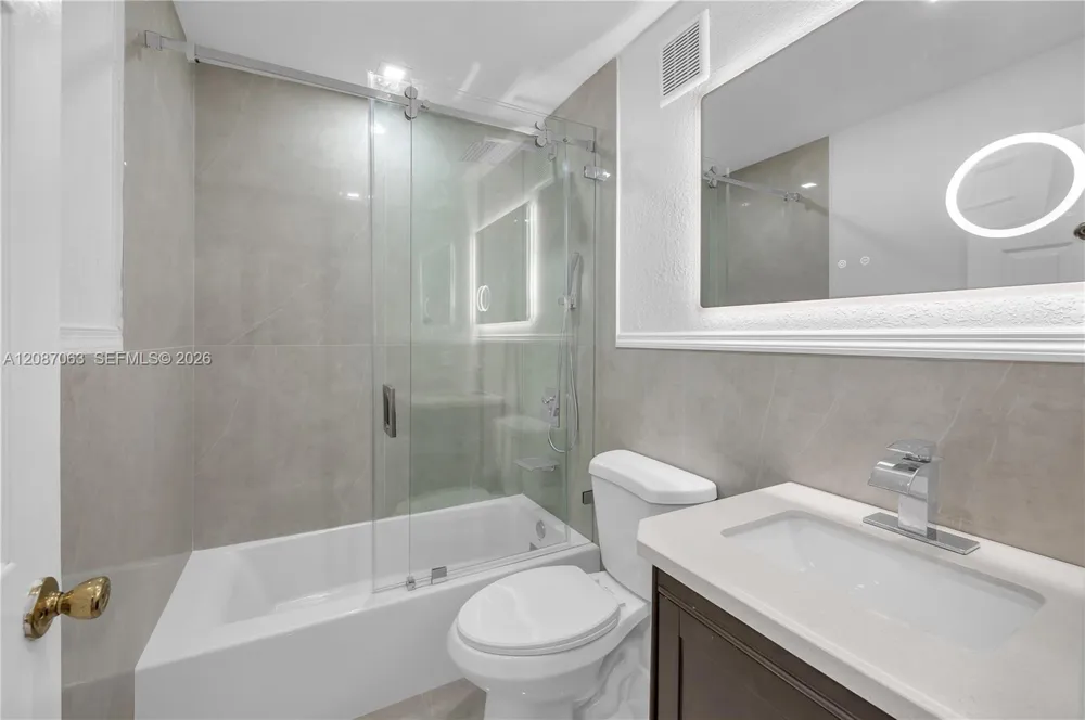 10667 NW 45th St #10667 Coral Springs, FL 33065