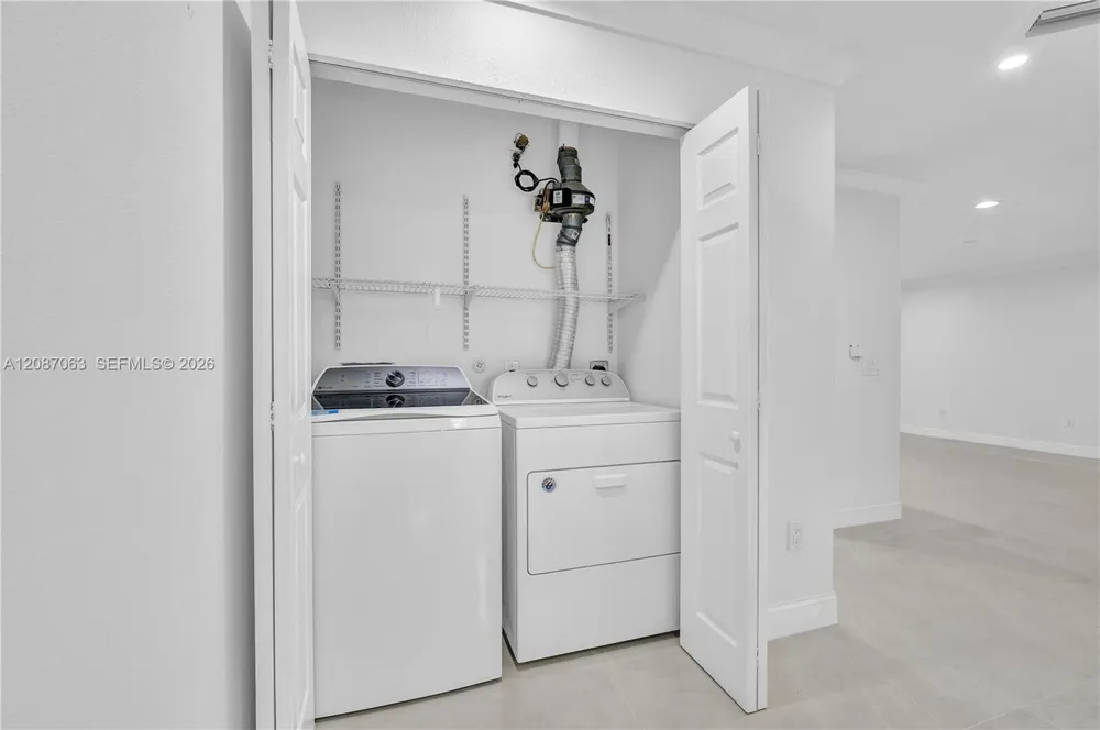 10667 NW 45th St #10667 Coral Springs, FL 33065