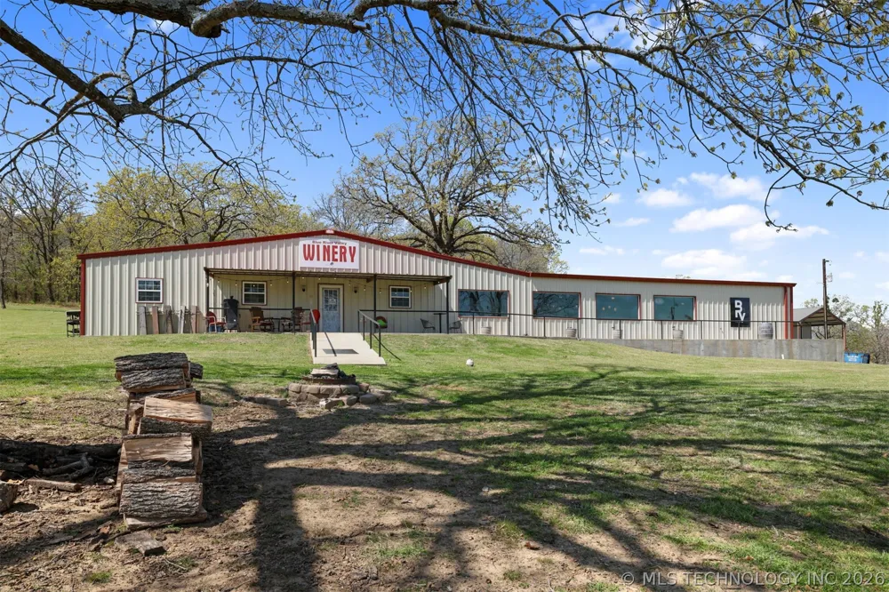 3565 Sawmill Road Caddo, OK 74729
