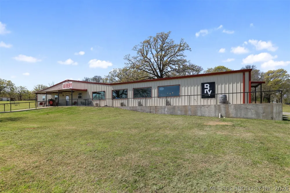 3565 Sawmill Road Caddo, OK 74729