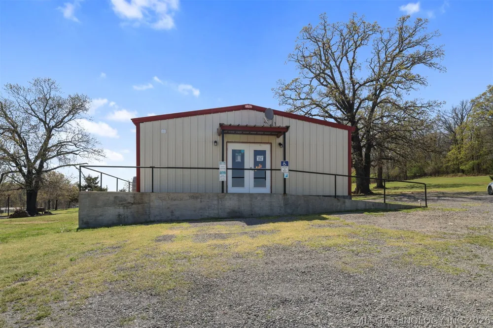 3565 Sawmill Road Caddo, OK 74729