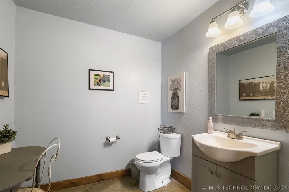 3565 Sawmill Road Caddo, OK 74729