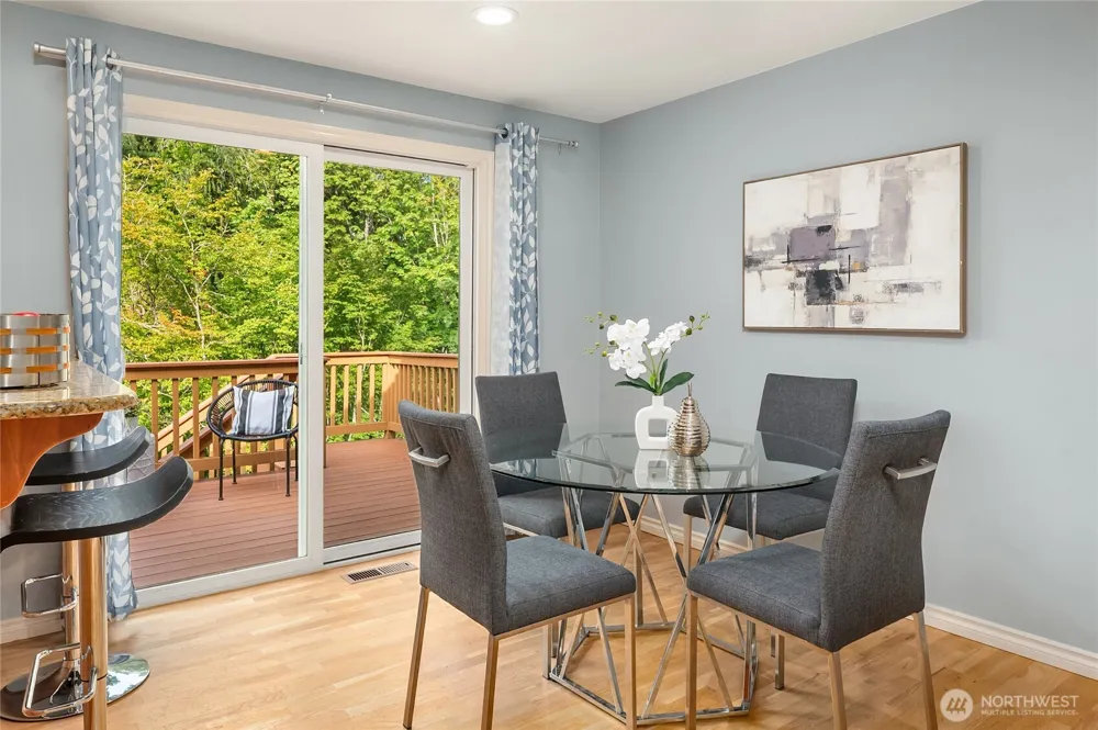 4909 122nd Avenue SE Bellevue, WA 98006