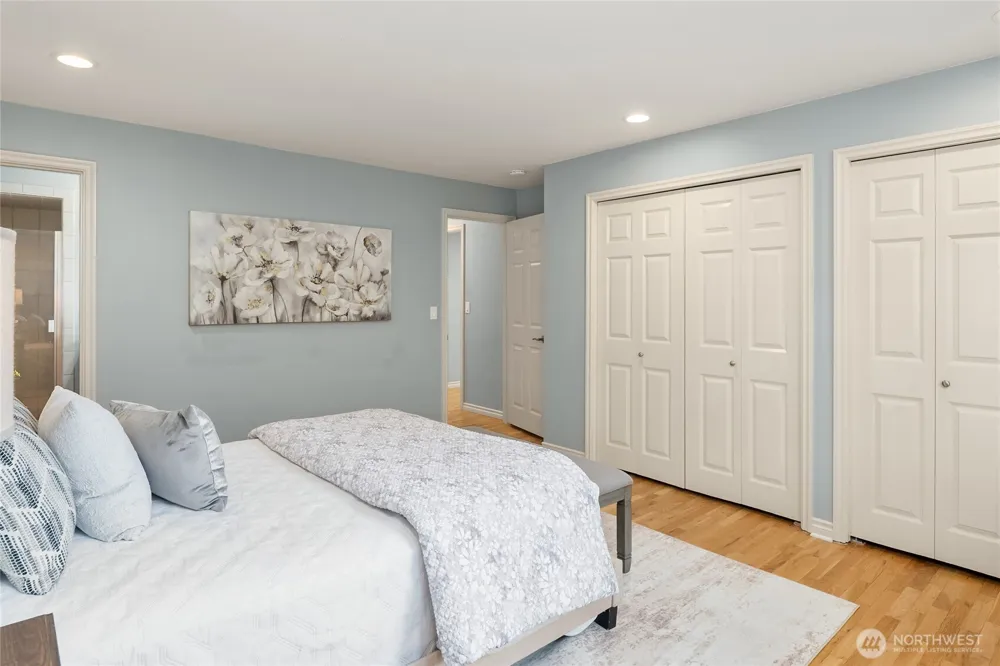 4909 122nd Avenue SE Bellevue, WA 98006