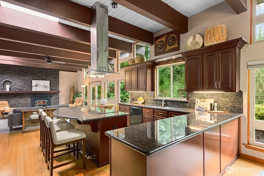 16 Cascade Key Bellevue, WA 98006